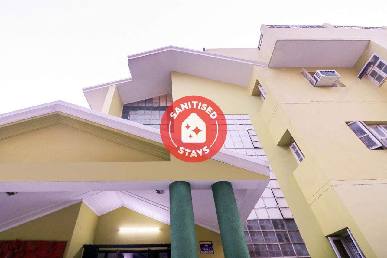 Super Oyo Capital O Heritage House Colonelganj Exterior foto